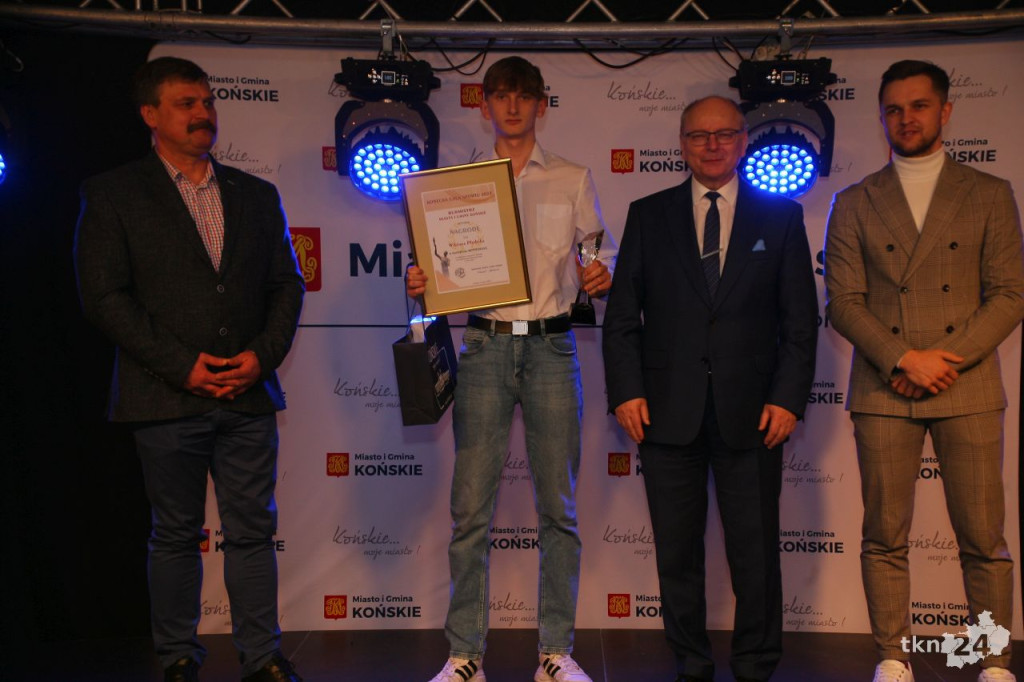 Konecka Gala Sportu 2023. Poznaliśmy najlepszych sportowców regionu [wideo, zdjęcia]
