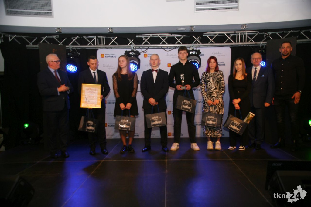 Konecka Gala Sportu 2023. Poznaliśmy najlepszych sportowców regionu [wideo, zdjęcia]