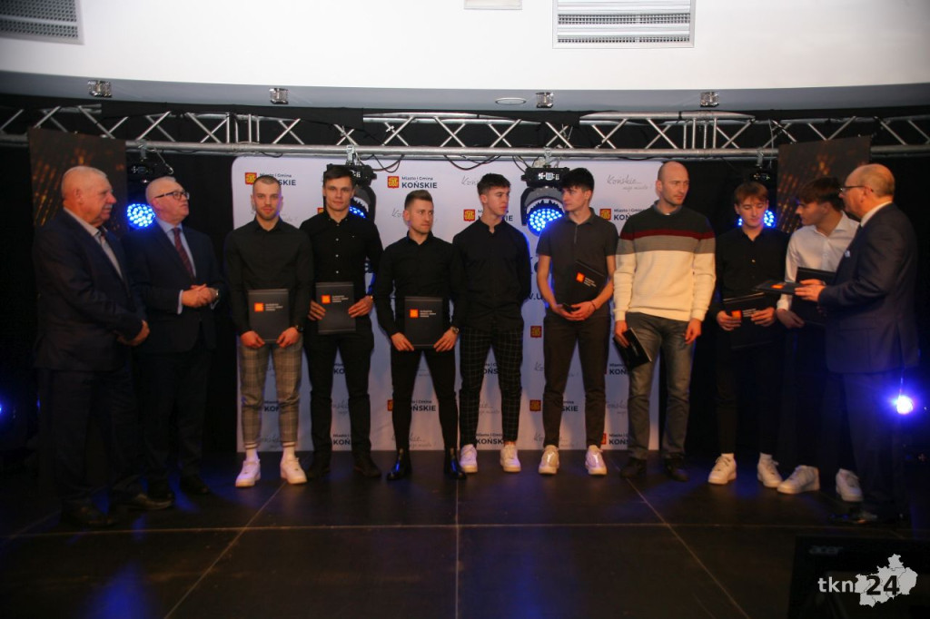 Konecka Gala Sportu 2023. Poznaliśmy najlepszych sportowców regionu [wideo, zdjęcia]