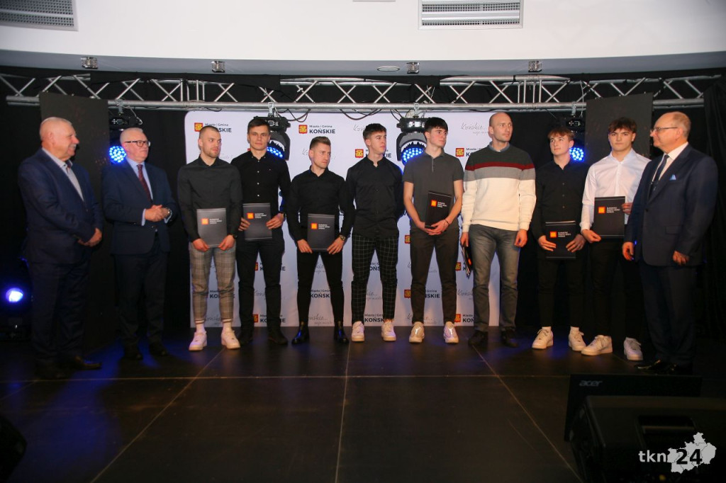 Konecka Gala Sportu 2023. Poznaliśmy najlepszych sportowców regionu [wideo, zdjęcia]