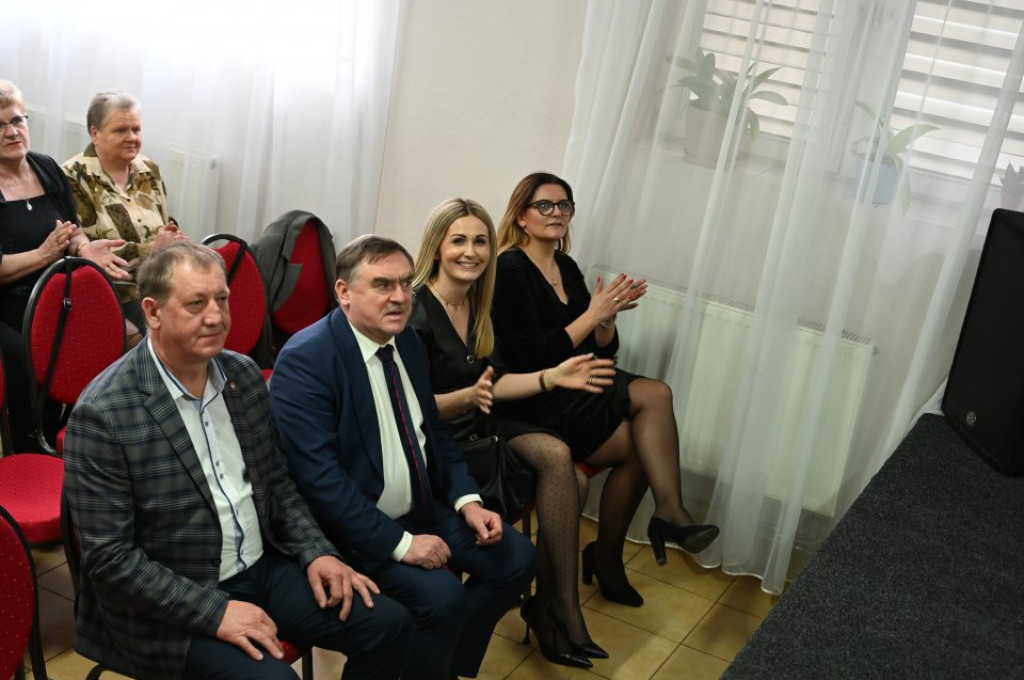 Bartek Wrona na Dzień Kobiet w gminie Słupia Konecka [zdjęcia]