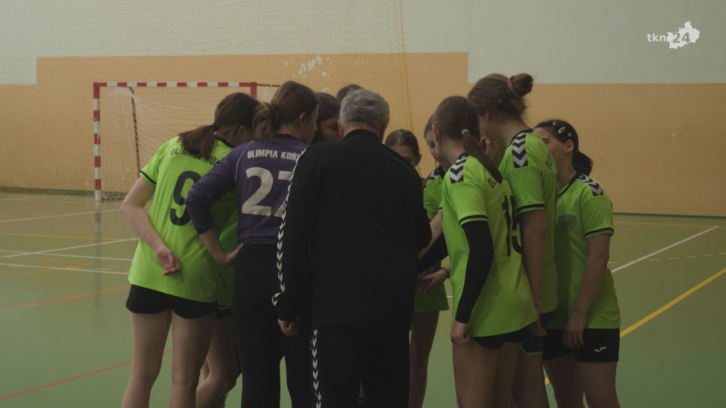 UKS Olimpia Końskie przegrywa z Koroną Handball [wideo, zdjęcia]