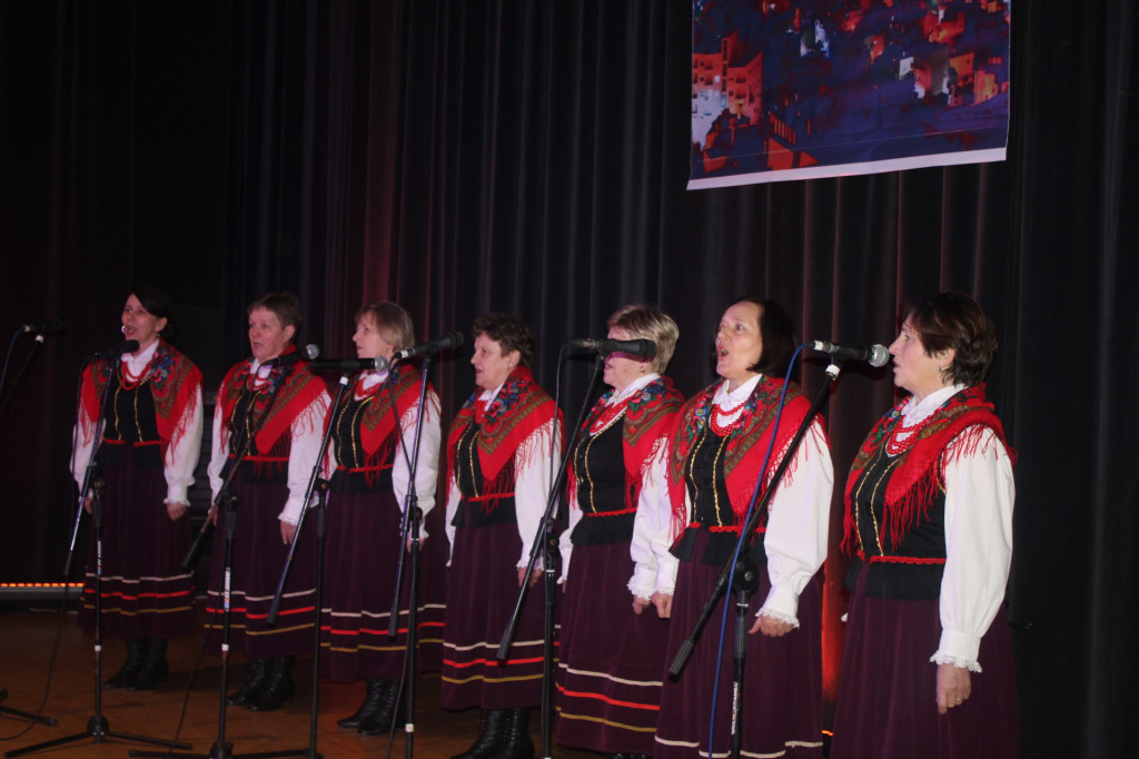 Wielkopostne pieśni wybrzmiały w Stąporkowie [fotorelacja]