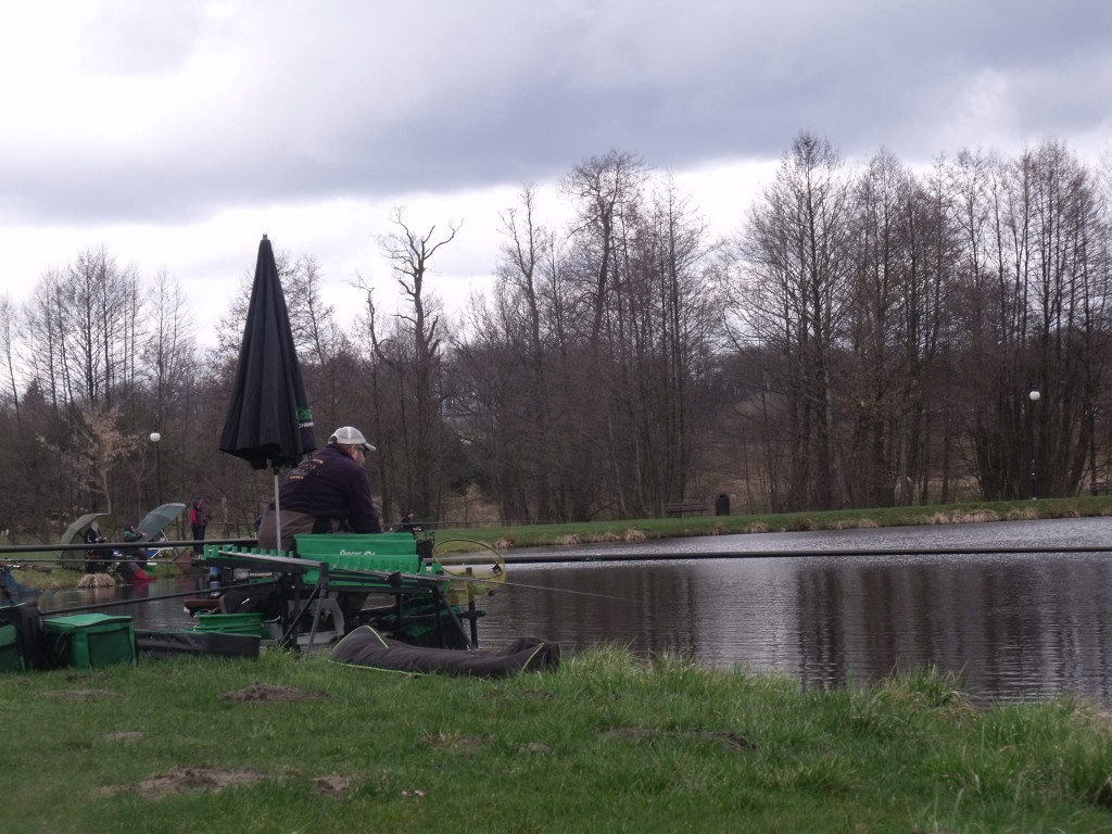 Wędkarze wrócili nad zbiorniki. W niedzielę zawody [zdjęcia]