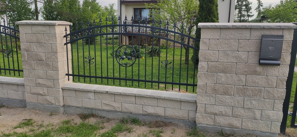 Poszukujesz ogrodzenia lub balustrady? Zobacz realizacje firmy Lukspaw [WIDEO, zdjęcia]