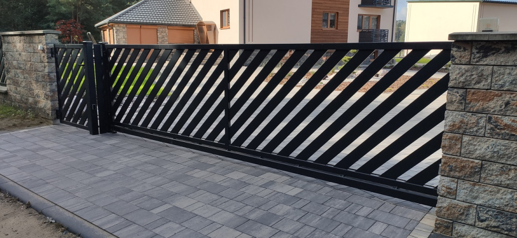 Poszukujesz ogrodzenia lub balustrady? Zobacz realizacje firmy Lukspaw [WIDEO, zdjęcia]