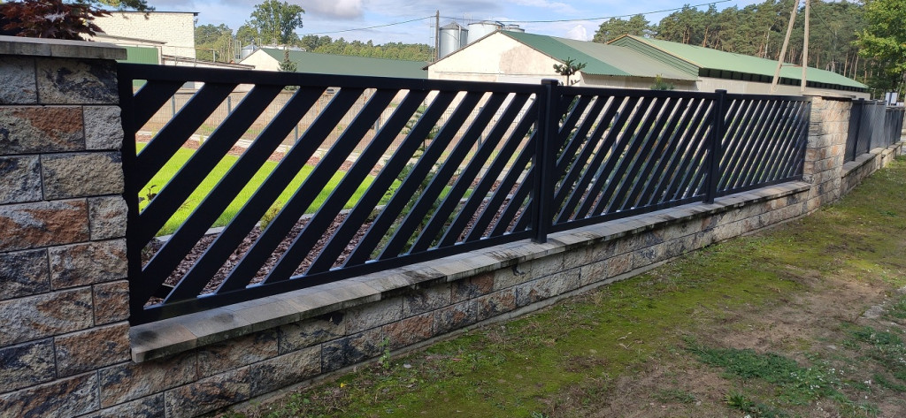 Poszukujesz ogrodzenia lub balustrady? Zobacz realizacje firmy Lukspaw [WIDEO, zdjęcia]