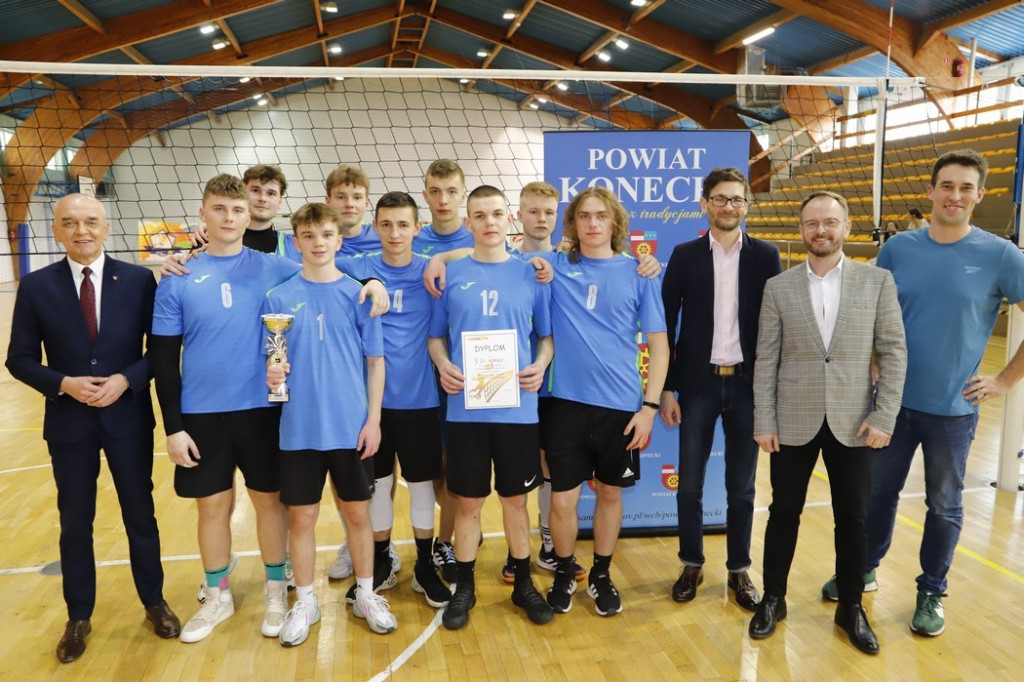 Ekonomik i Nowy Ogólniak najlepsze w siatkówkę w powiecie! [zdjęcia]