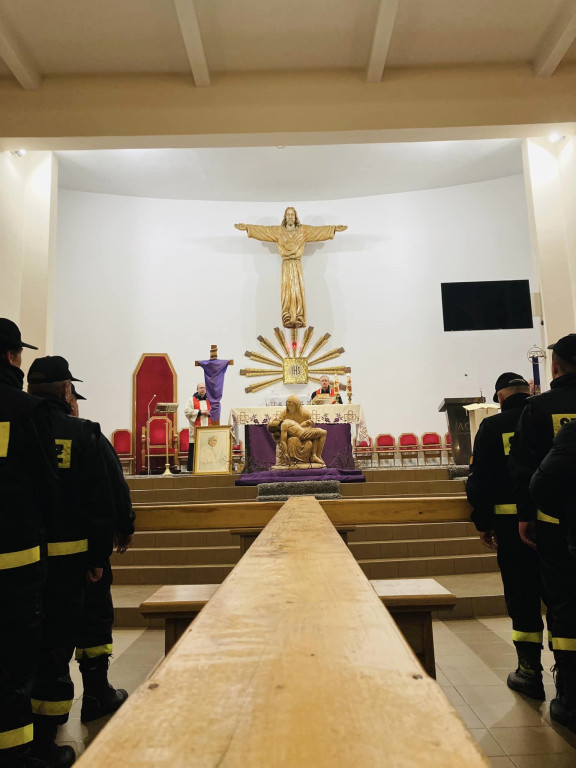 Droga krzyżowa przeszła ulicami Końskich [fotorelacja]