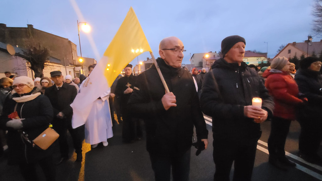 Droga krzyżowa przeszła ulicami Końskich [fotorelacja]