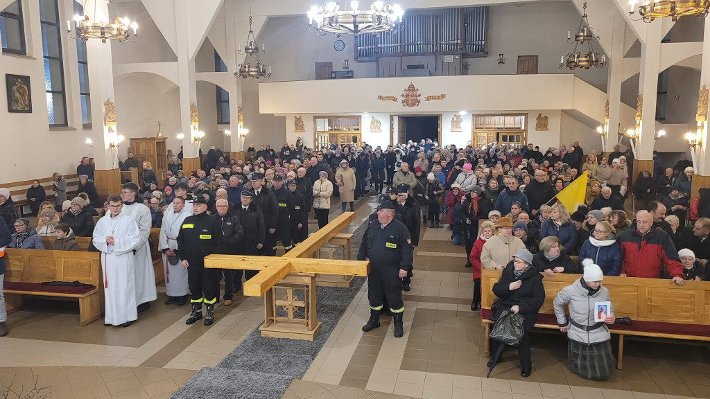 Droga krzyżowa przeszła ulicami Końskich [fotorelacja]