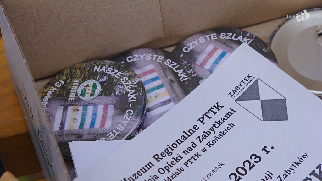 Krajoznawcy i regionaliści sprzątali koneckie szlaki! [wideo, zdjęcia]