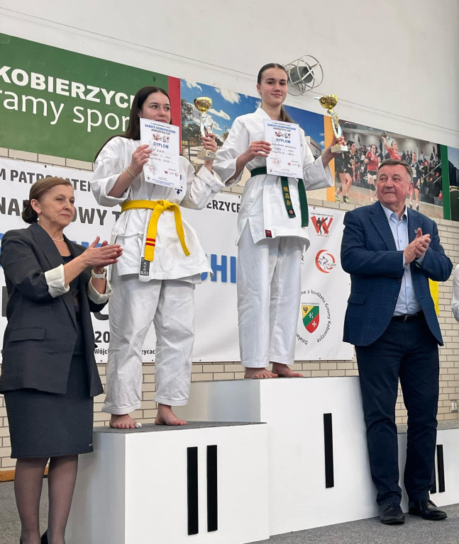 Kobierzyce szczęśliwe dla koneckich karateków [zdjęcia]