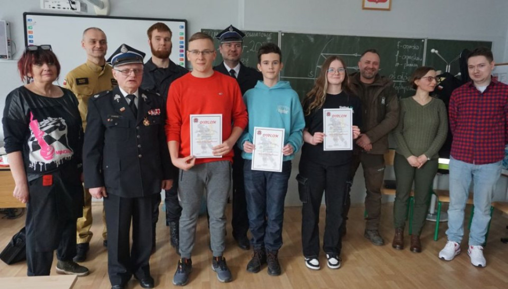 Poznaliśmy laureatów gminnych eliminacji turnieju wiedzy pożarniczej w Radoszycach [zdjęcia]