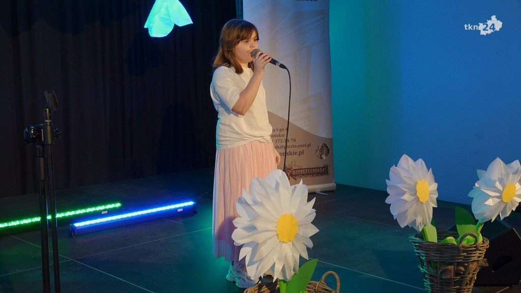 Muzyką pomalowali świat. Koncert Studia Piosenki Solo [wideo, zdjęcia]