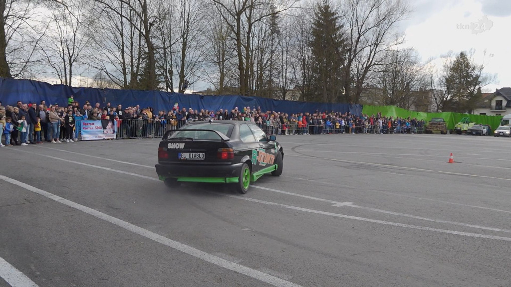 Kaskaderzy i motoryzacyjne show w Końskich. Zobaczcie WIDEO i zdjęcia