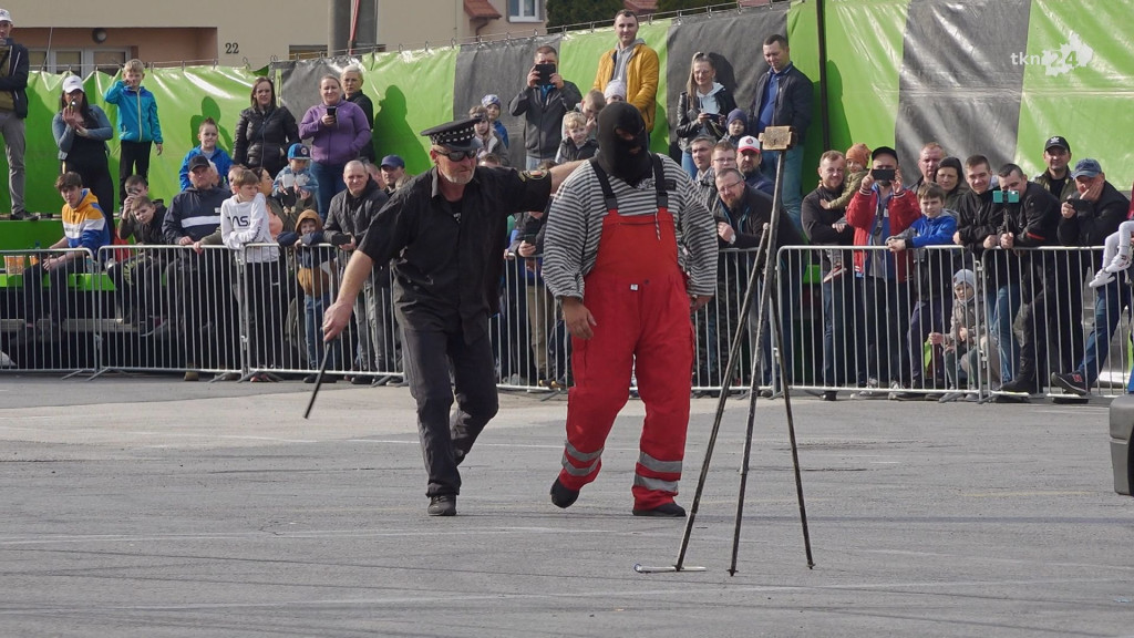 Kaskaderzy i motoryzacyjne show w Końskich. Zobaczcie WIDEO i zdjęcia