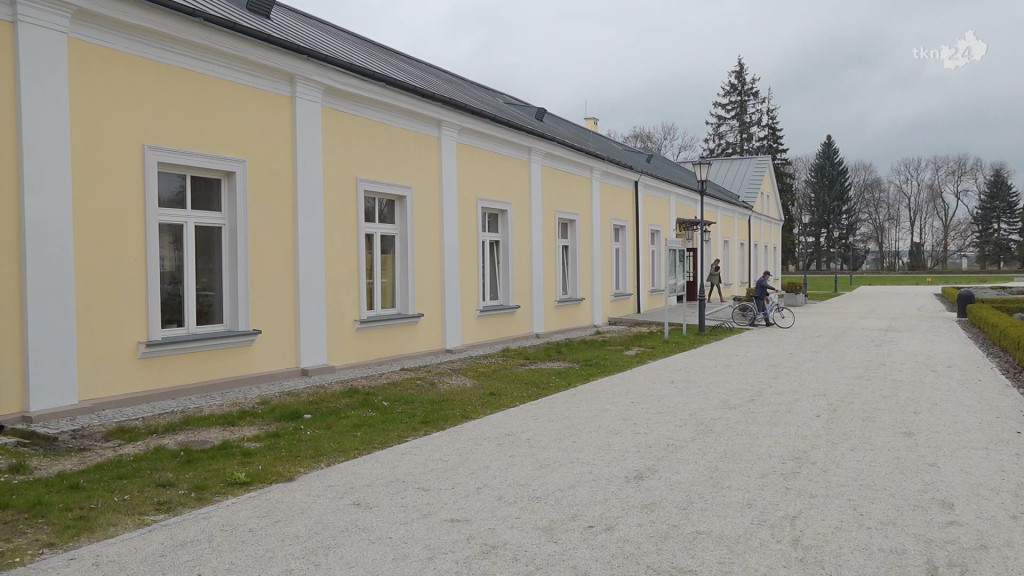 Konecki Park na ostatniej prostej modernizacji. Zobaczcie jak się zmienia [wideo, zdjęcia]