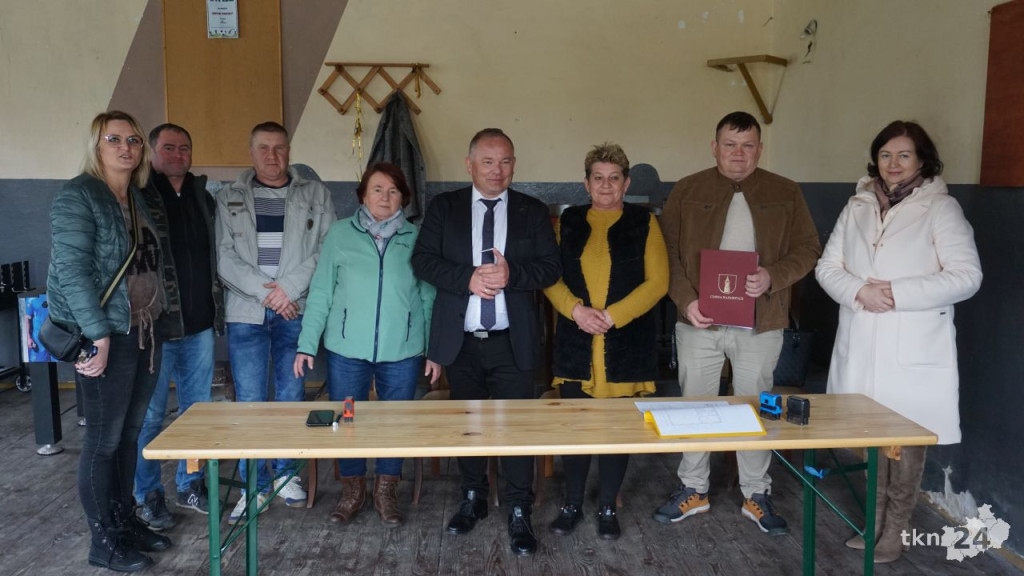 Milionowe inwestycje gminy Radoszyce ruszają w Jakimowicach, Grodzisku i Pakułach [wideo, zdjęcia]