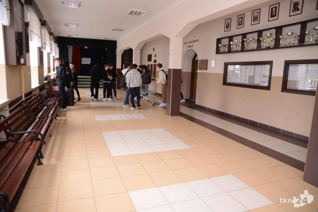 I LO w Końskich. Szkoła z sukcesami i tradycjami. Poznajcie jej ofertę na nowy rok szkolny [zdjęcia]