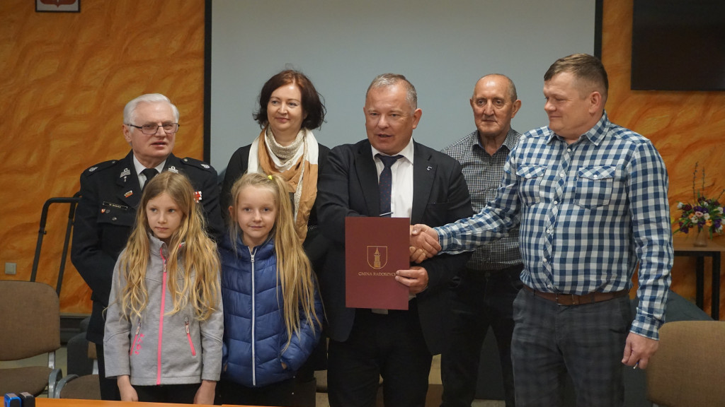 Nowa fontanna i przebudowy remiz. Inwestycyjne szaleństwo w Radoszycach [wideo, zdjęcia]