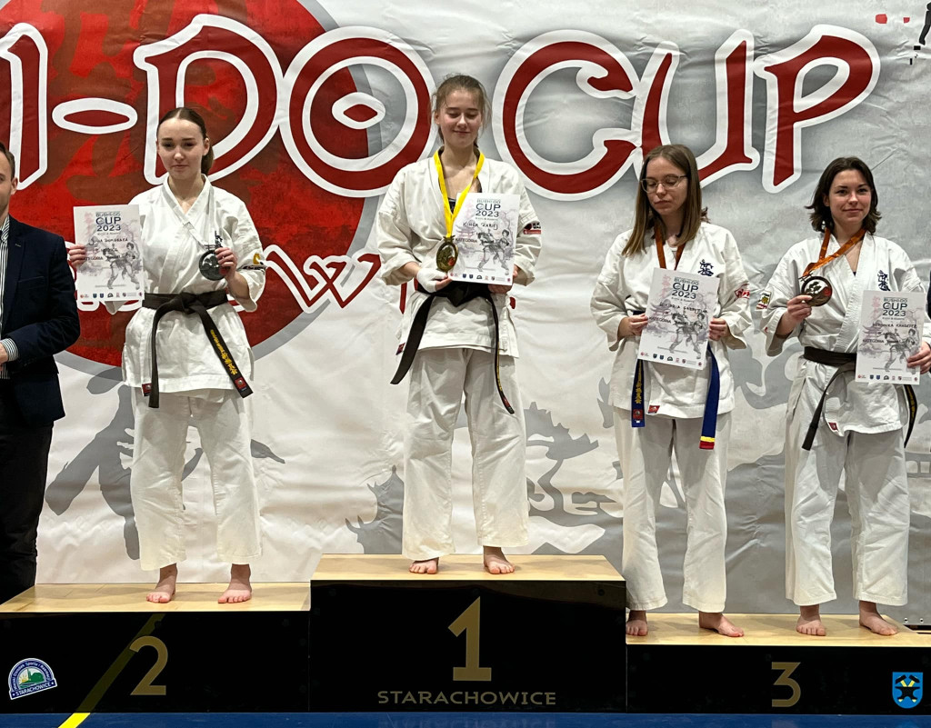 12 medali Koneckiego Klubu na Bushi-Do Cup [zdjęcia]
