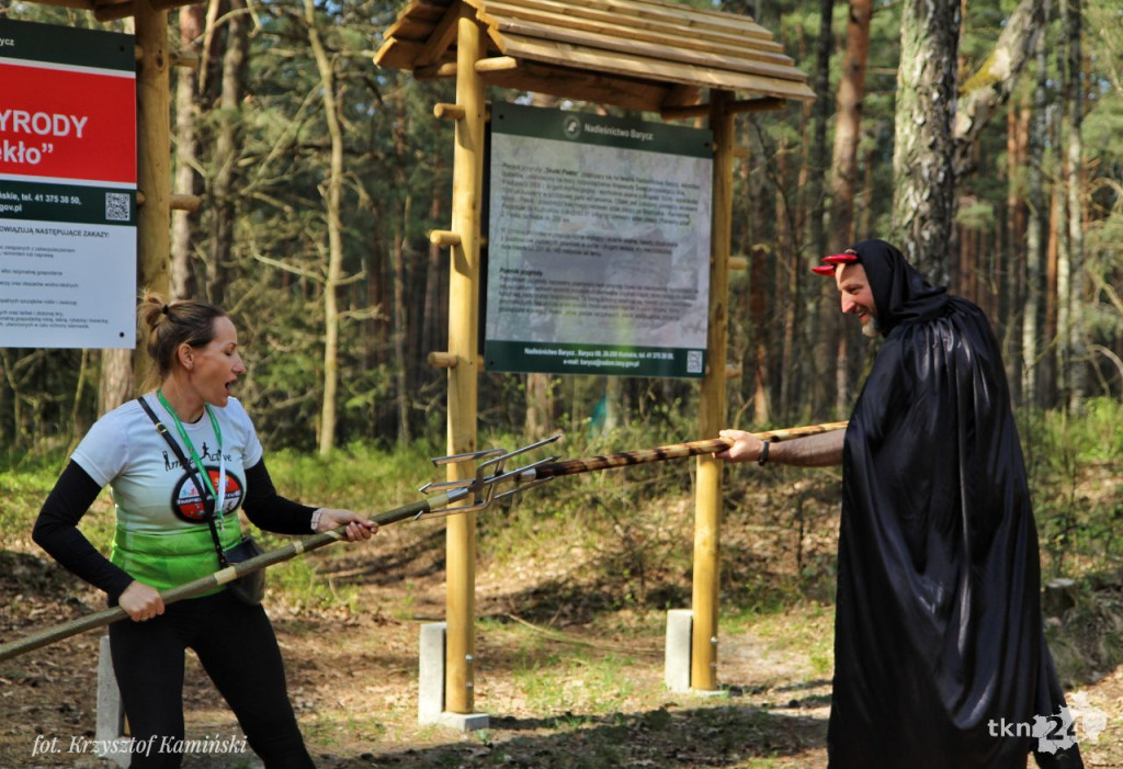 Piekielna trasa przez powiat konecki! Ponad 230 osób ukończyło maraton [fotorelacja]