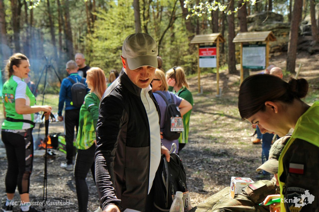 Piekielna trasa przez powiat konecki! Ponad 230 osób ukończyło maraton [fotorelacja]
