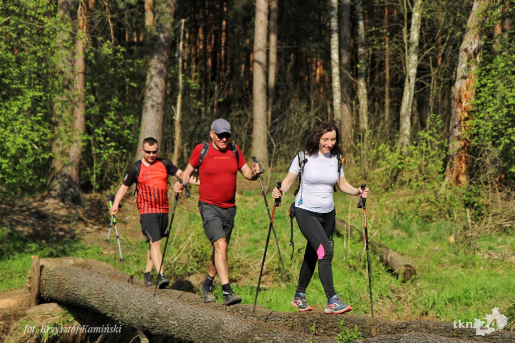 Piekielna trasa przez powiat konecki! Ponad 230 osób ukończyło maraton [fotorelacja]