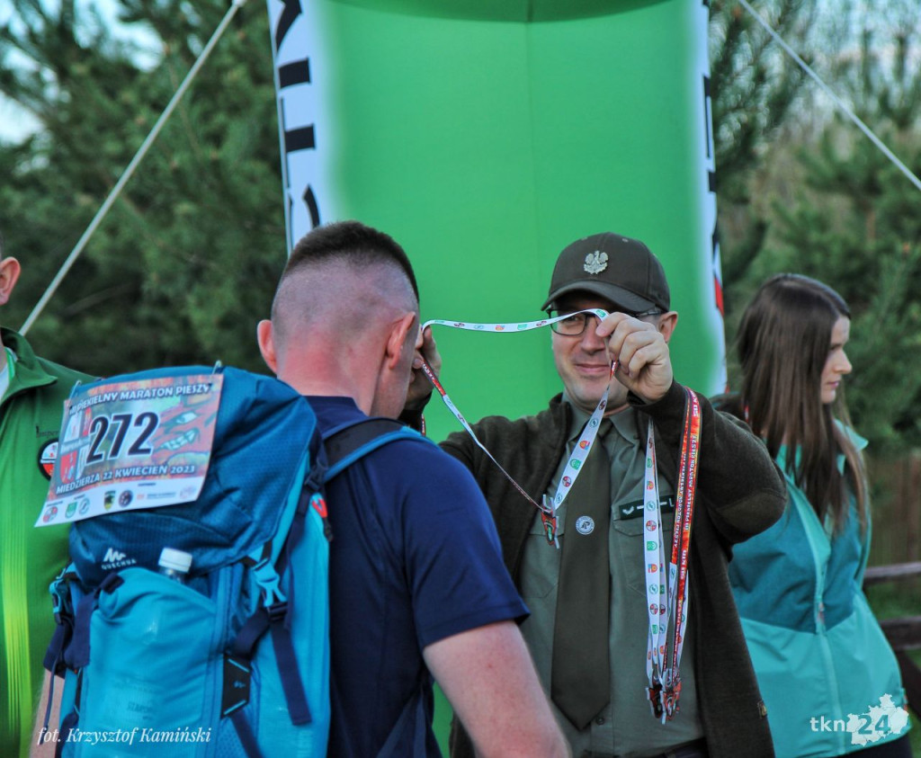 Piekielna trasa przez powiat konecki! Ponad 230 osób ukończyło maraton [fotorelacja]