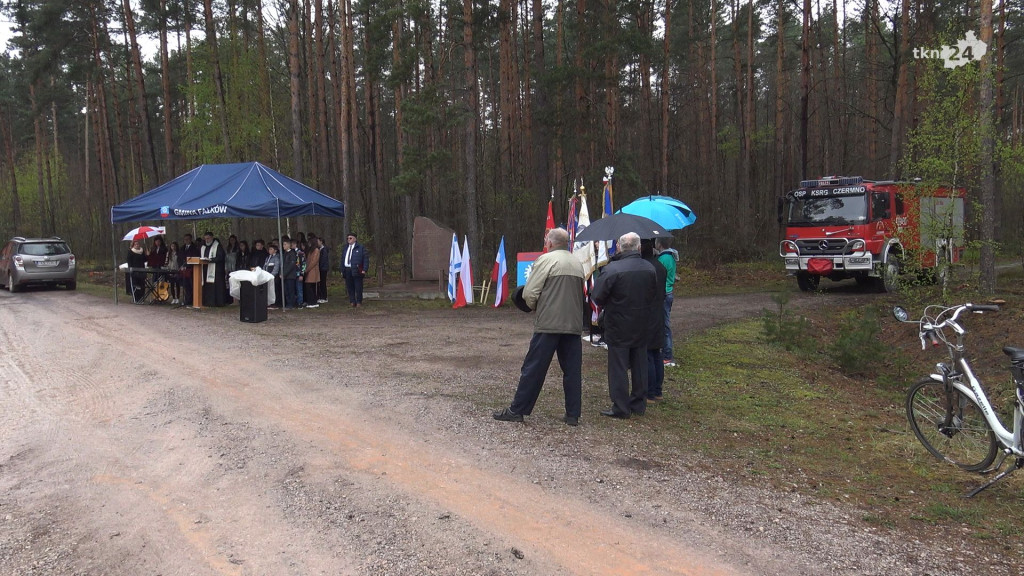 Zginęli, bo pomagali Żydom. Fałków pamięta o bohaterskiej rodzinie [wideo, zdjęcia]