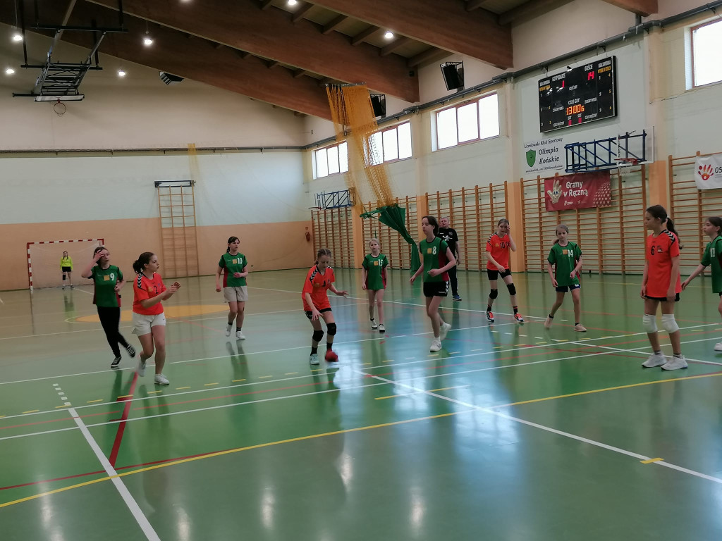 Zostań piłkarką ręczną! Trwa nabór do Olimpii. W weekend rozegrano wiosenny turniej [zdjęcia]