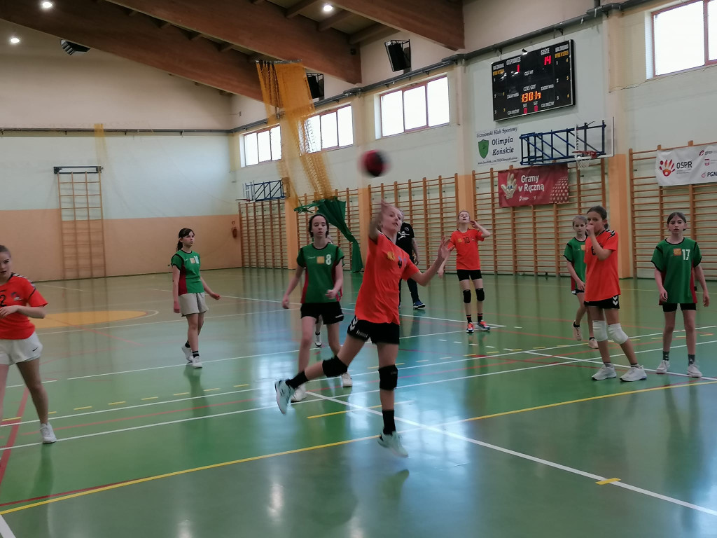 Zostań piłkarką ręczną! Trwa nabór do Olimpii. W weekend rozegrano wiosenny turniej [zdjęcia]