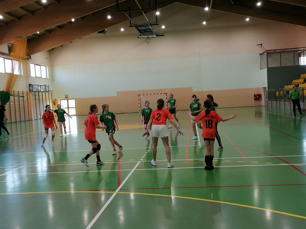 Zostań piłkarką ręczną! Trwa nabór do Olimpii. W weekend rozegrano wiosenny turniej [zdjęcia]