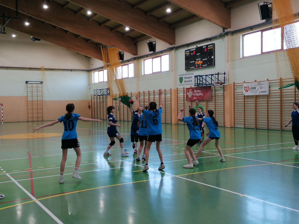 Zostań piłkarką ręczną! Trwa nabór do Olimpii. W weekend rozegrano wiosenny turniej [zdjęcia]