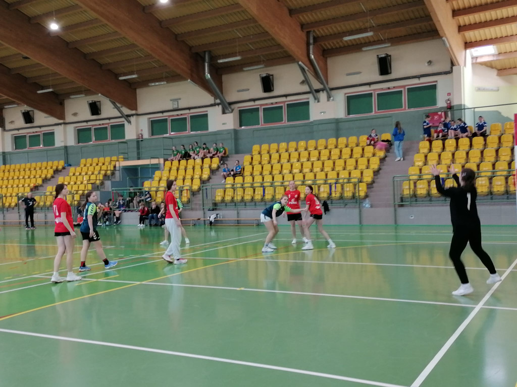 Zostań piłkarką ręczną! Trwa nabór do Olimpii. W weekend rozegrano wiosenny turniej [zdjęcia]