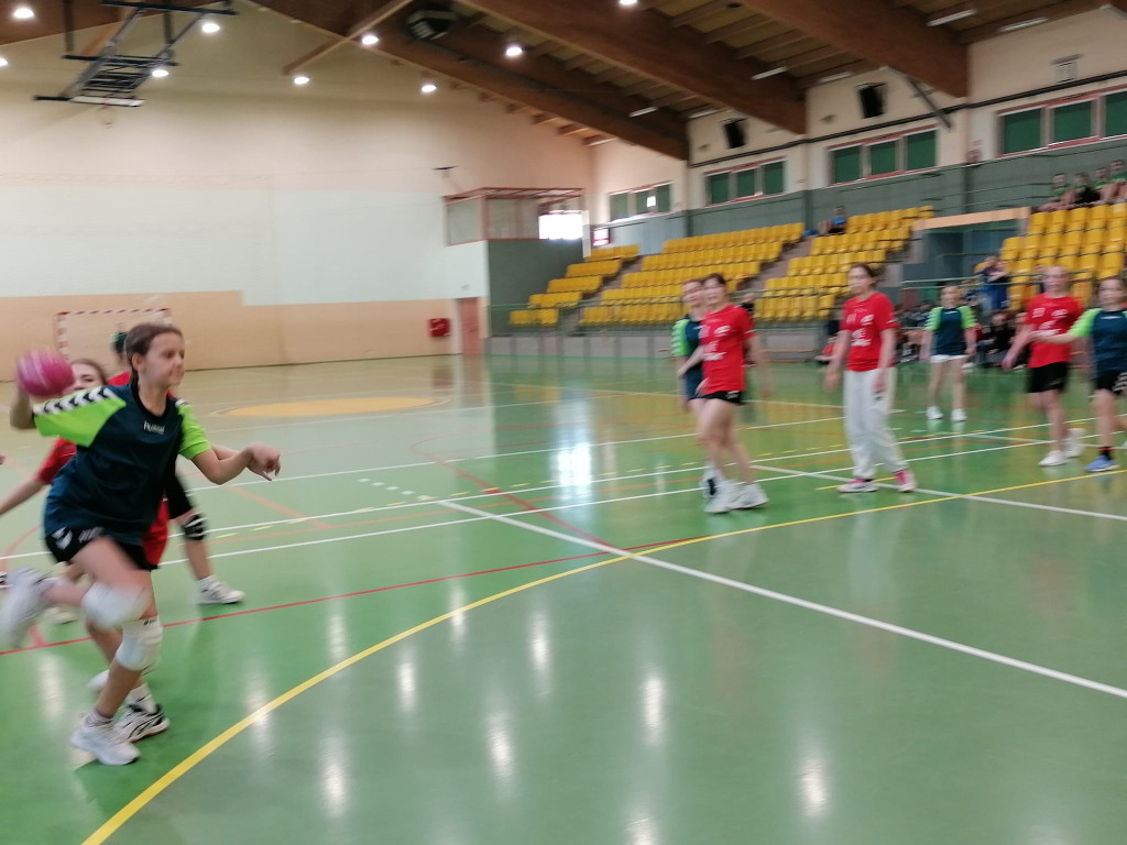 Zostań piłkarką ręczną! Trwa nabór do Olimpii. W weekend rozegrano wiosenny turniej [zdjęcia]