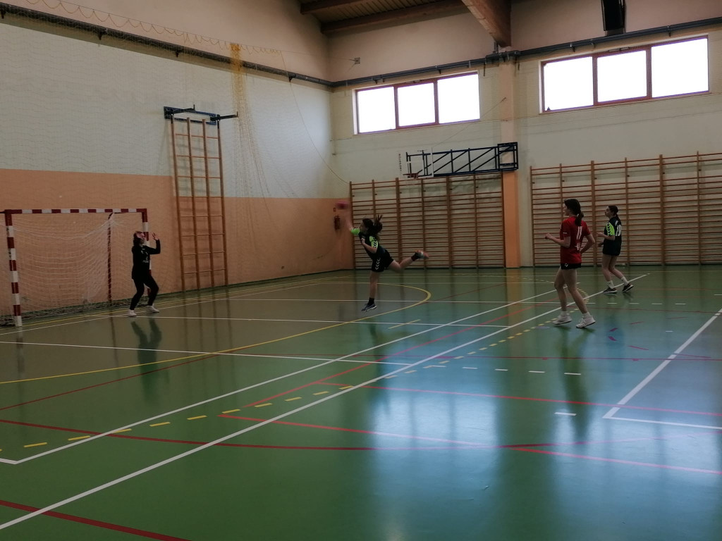 Zostań piłkarką ręczną! Trwa nabór do Olimpii. W weekend rozegrano wiosenny turniej [zdjęcia]