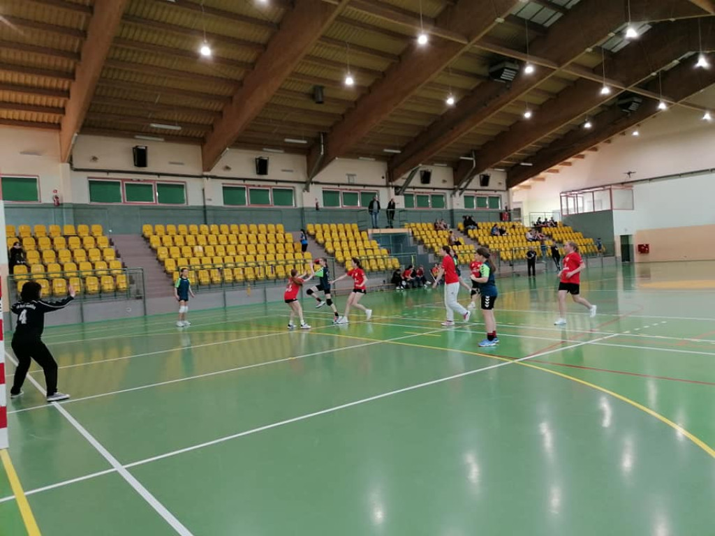 Zostań piłkarką ręczną! Trwa nabór do Olimpii. W weekend rozegrano wiosenny turniej [zdjęcia]