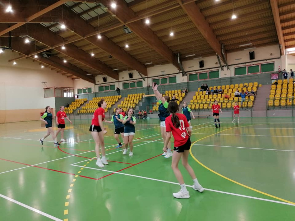 Zostań piłkarką ręczną! Trwa nabór do Olimpii. W weekend rozegrano wiosenny turniej [zdjęcia]