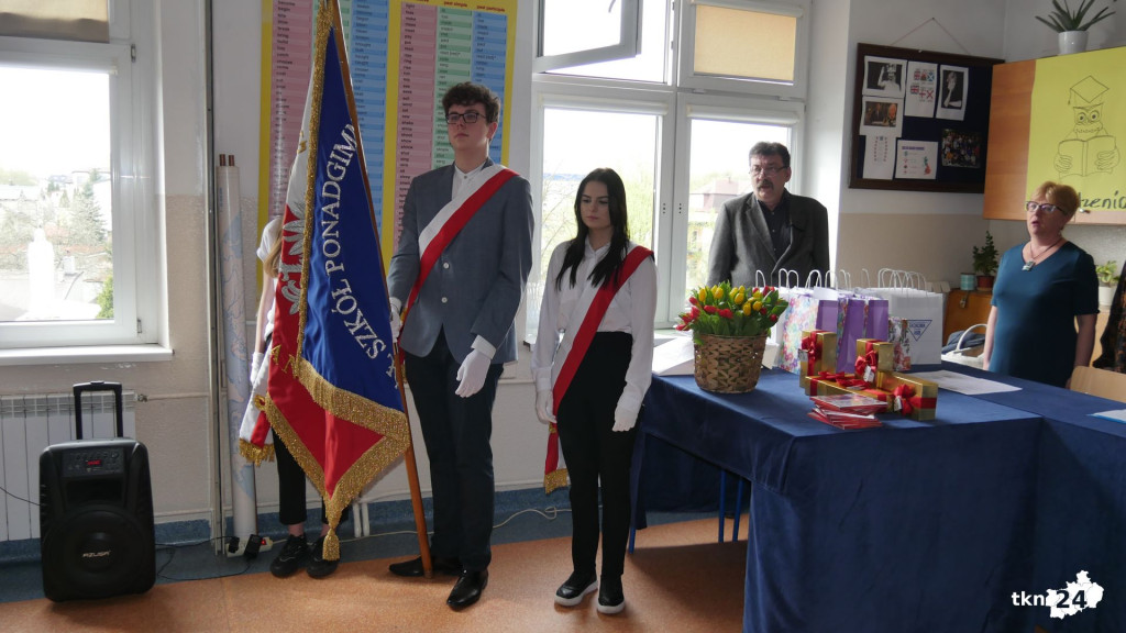 Szkoły pożegnały tegorocznych maturzystów [Fotorelacja, wideo]