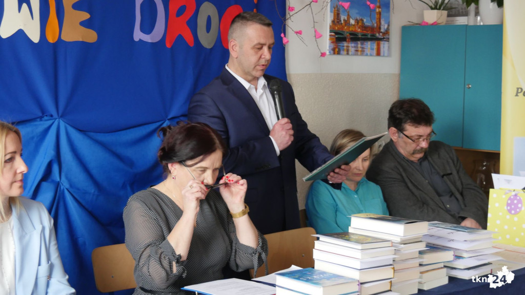Szkoły pożegnały tegorocznych maturzystów [Fotorelacja, wideo]
