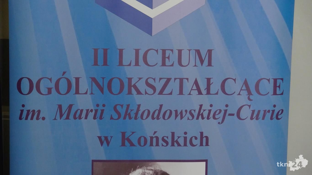 Szkoły pożegnały tegorocznych maturzystów [Fotorelacja, wideo]