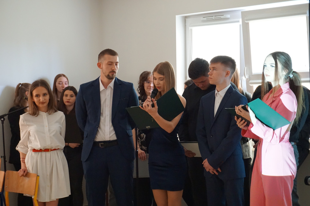 Szkoły pożegnały tegorocznych maturzystów [Fotorelacja, wideo]
