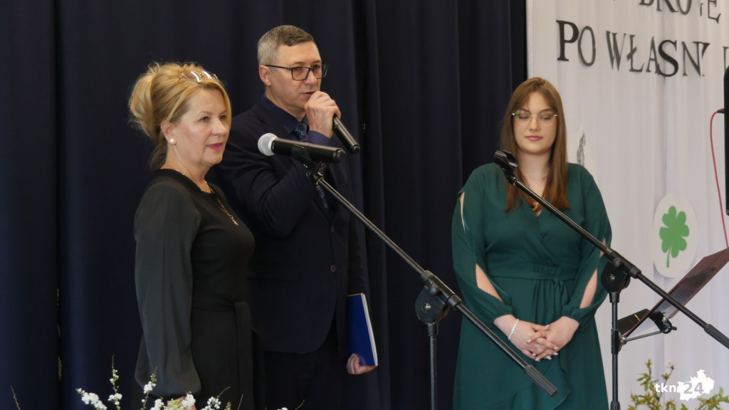 Szkoły pożegnały tegorocznych maturzystów [Fotorelacja, wideo]