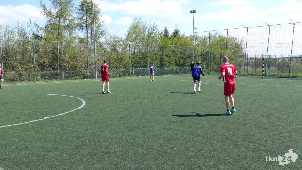 Amatorzy wrócili na boisko. Ruszyły turnieje Fair Play Końskie [wideo, zdjęcia]