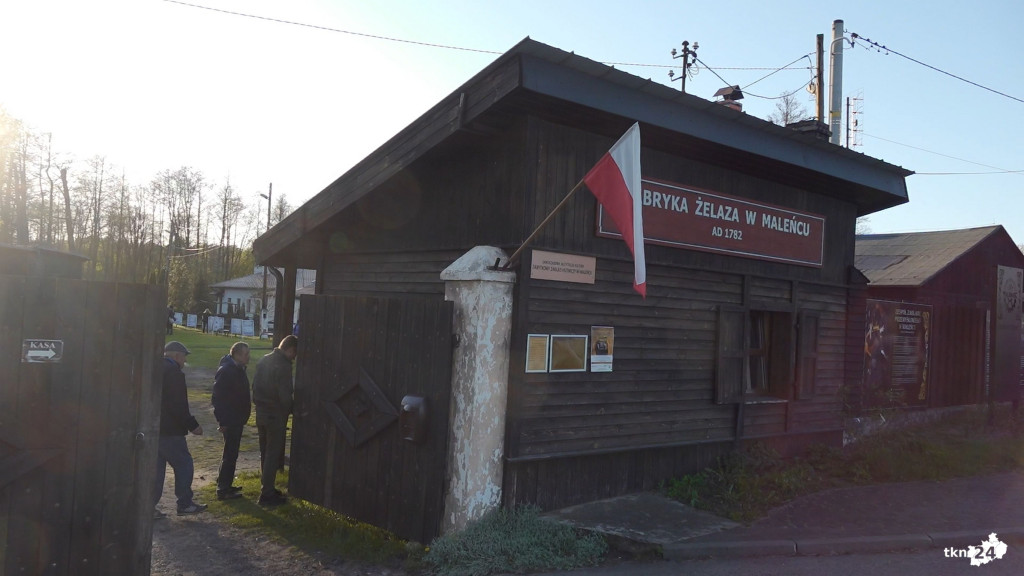 Odtwarzając fabrykę broni uczcili 160. rocznicę Powstania Styczniowego [wideo, zdjęcia]