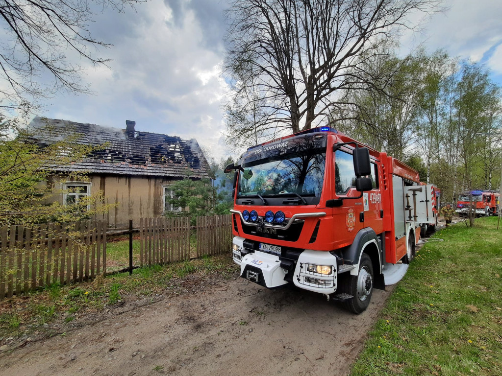 Dwa pustostany spłonęły w powiecie koneckim