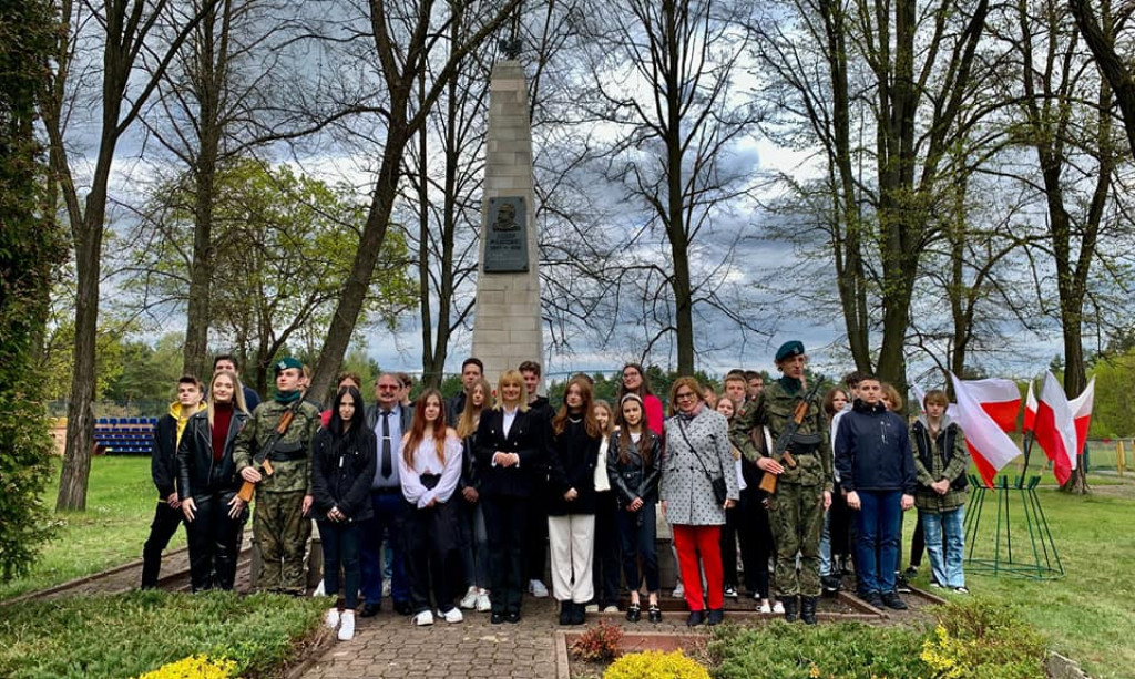Stąporków na 232. rocznicę uchwalenia Konstytucji 3 Maja [fotorelacja]