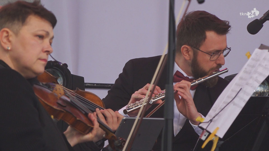 Końskie: Klasyczny koncert na 3 Maja. Posłuchajcie fragmentów [wideo, zdjęcia]